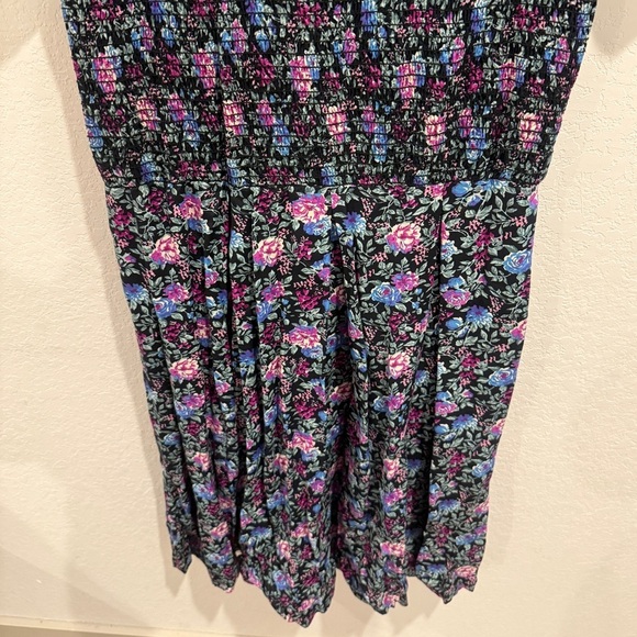 Vintage Floral Black Dress - Picture 5 of 8